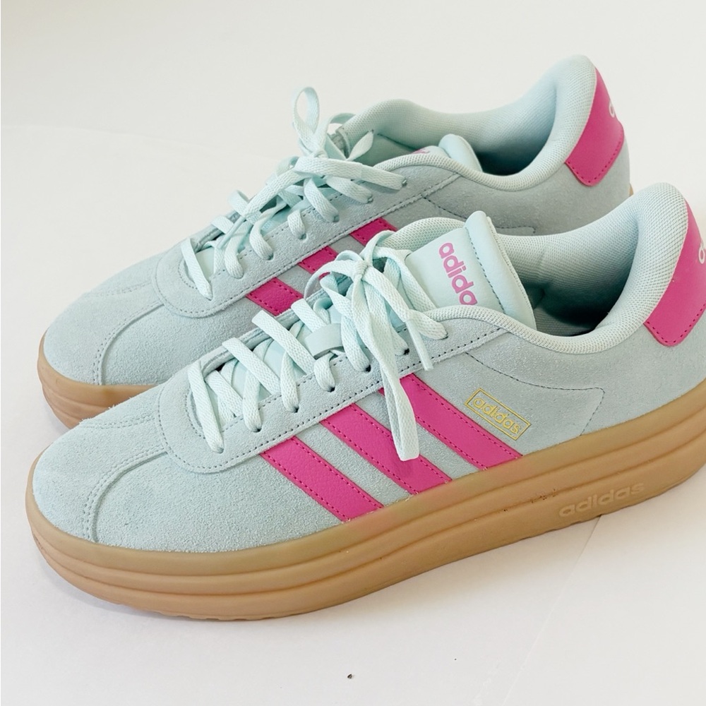 Adidas Women's Sneakers in Light Blue and Pink